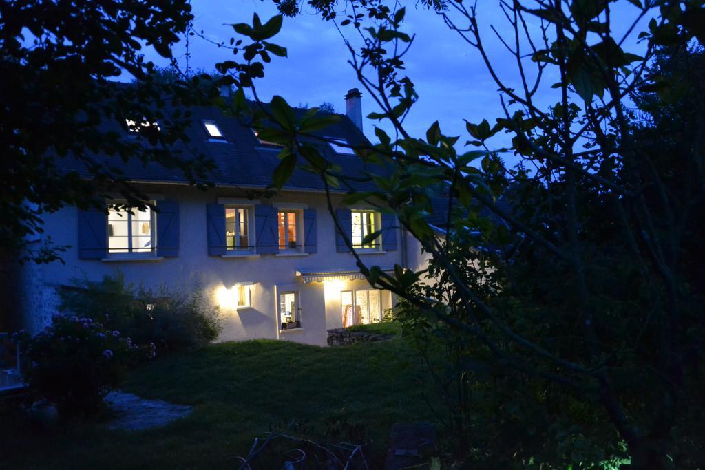 Chambres D'Hotes Villa De Vienne-En-Arthies Экстерьер фото
